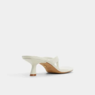 Chanclas con tacón de salto, tacón de gata