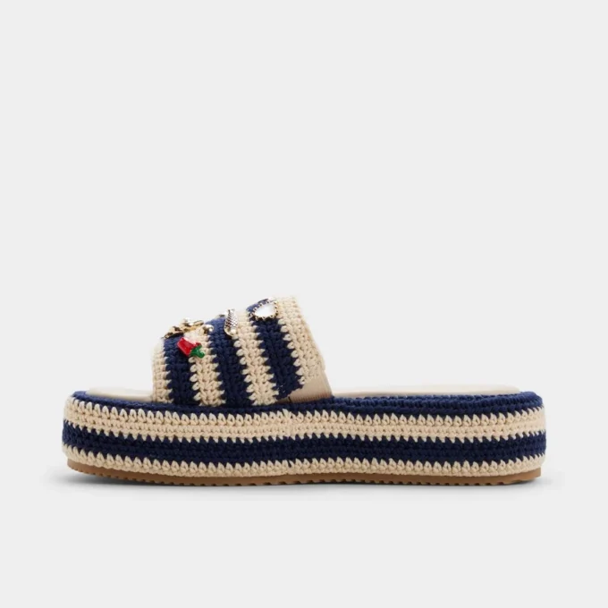 Sandalia Corallo Slide, con plataforma Sandalia Corallo Slide, con plataforma