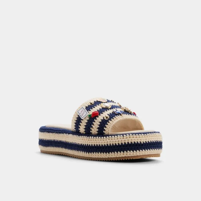 Sandalia Corallo Slide, con plataforma Sandalia Corallo Slide, con plataforma