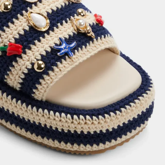 Sandalia Corallo Slide, con plataforma Sandalia Corallo Slide, con plataforma